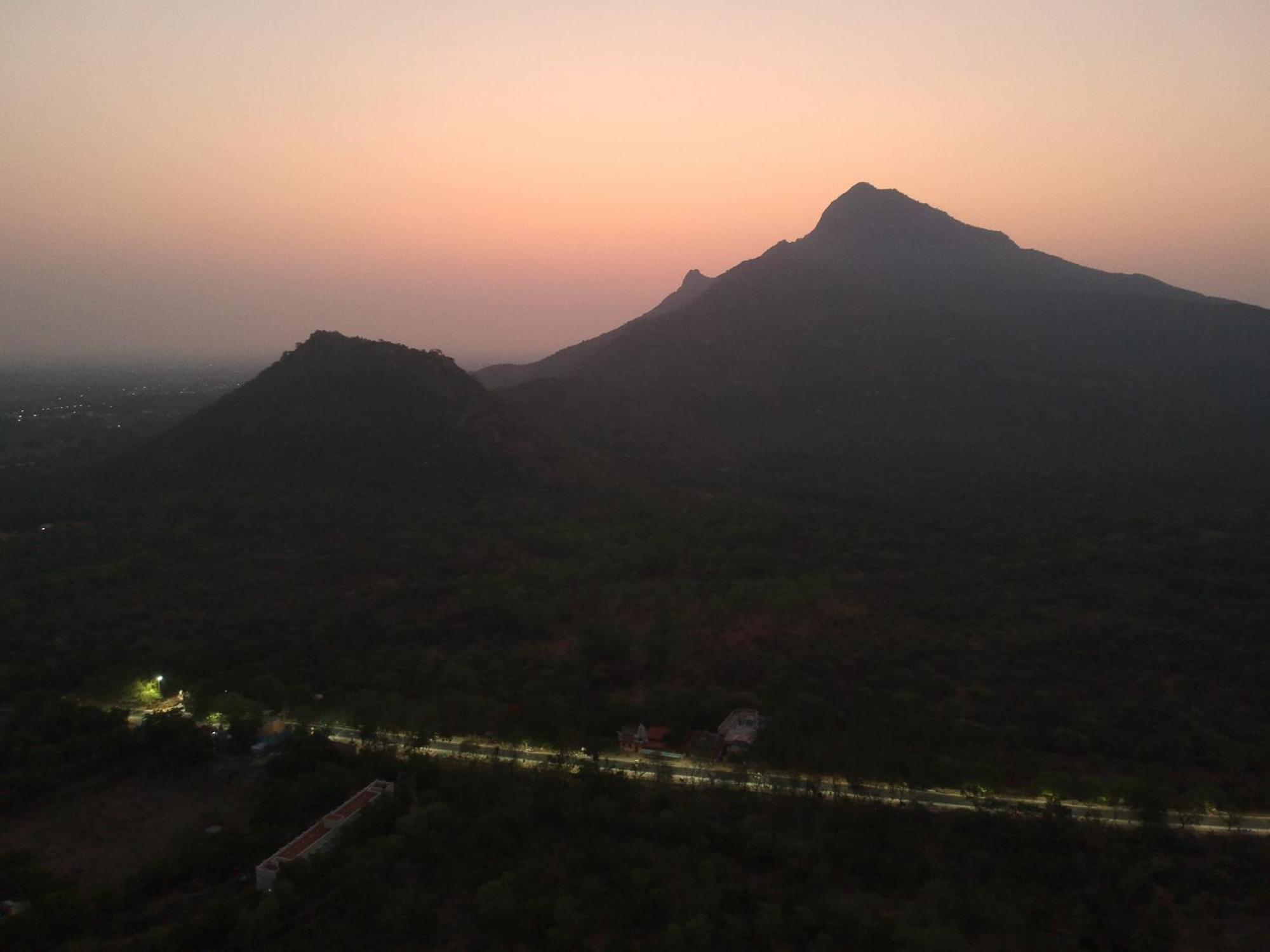Rpm Home Stay Tiruvannāmalai Exteriör bild