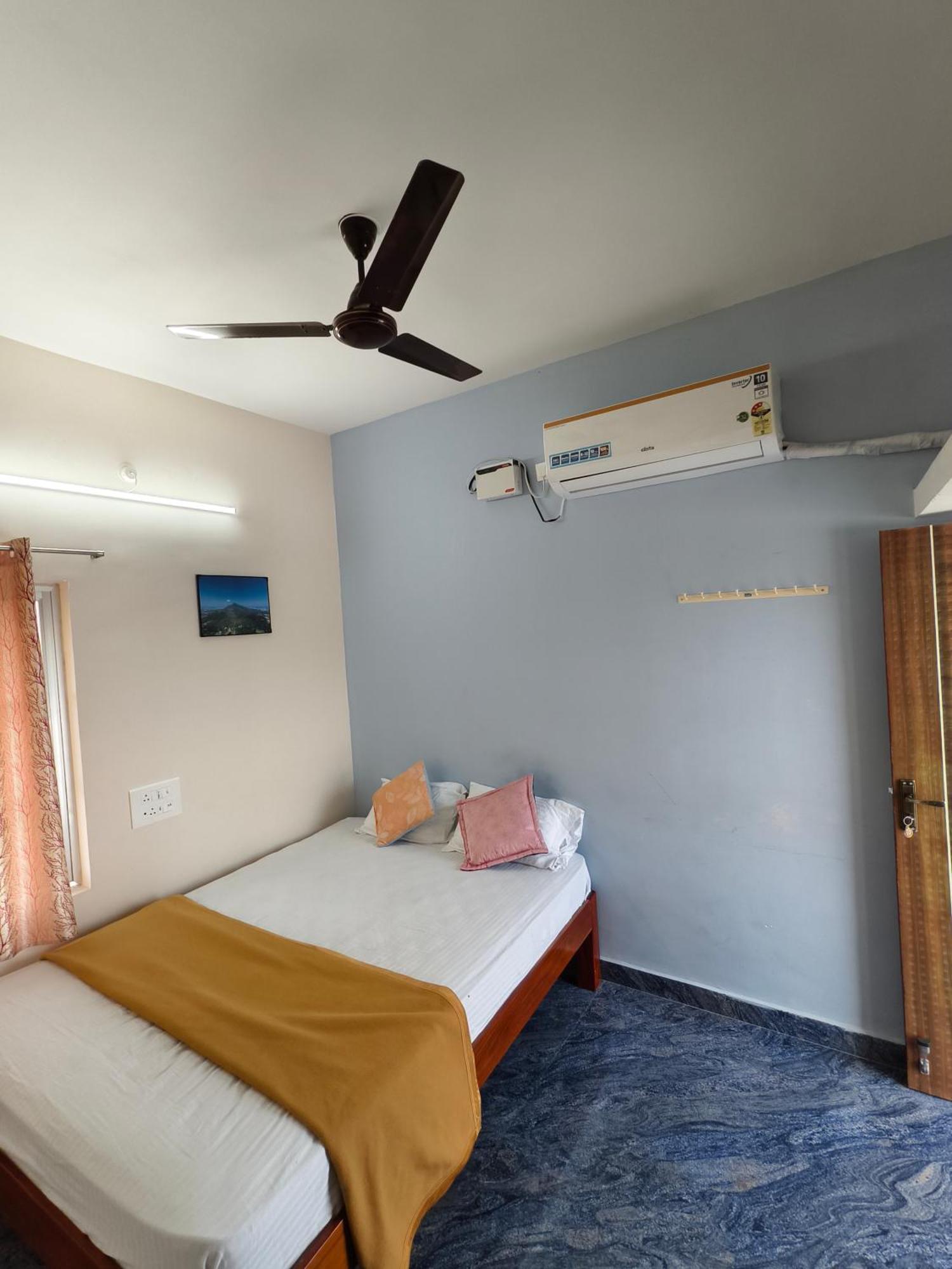 Rpm Home Stay Tiruvannāmalai Exteriör bild
