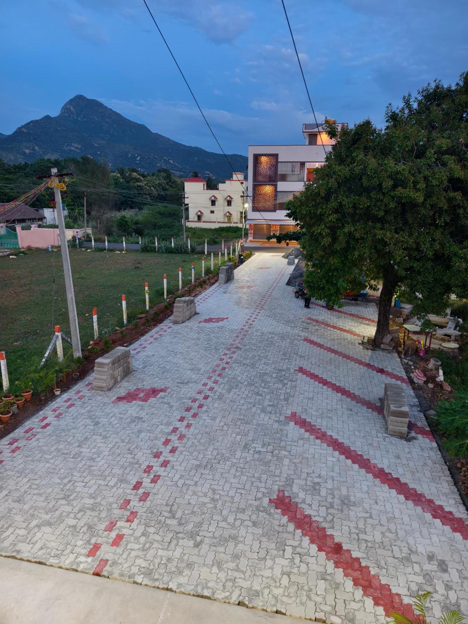 Rpm Home Stay Tiruvannāmalai Exteriör bild