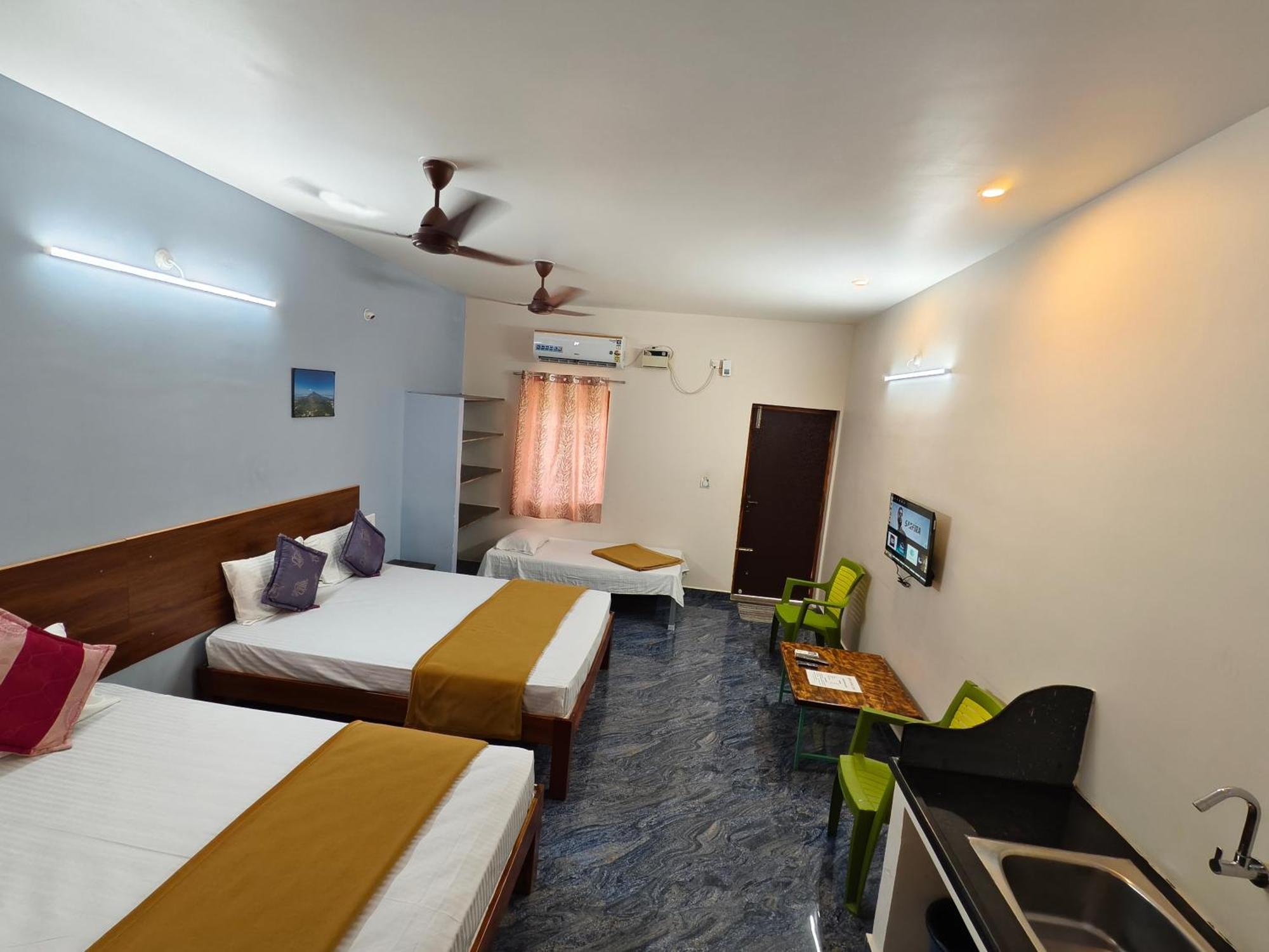 Rpm Home Stay Tiruvannāmalai Exteriör bild